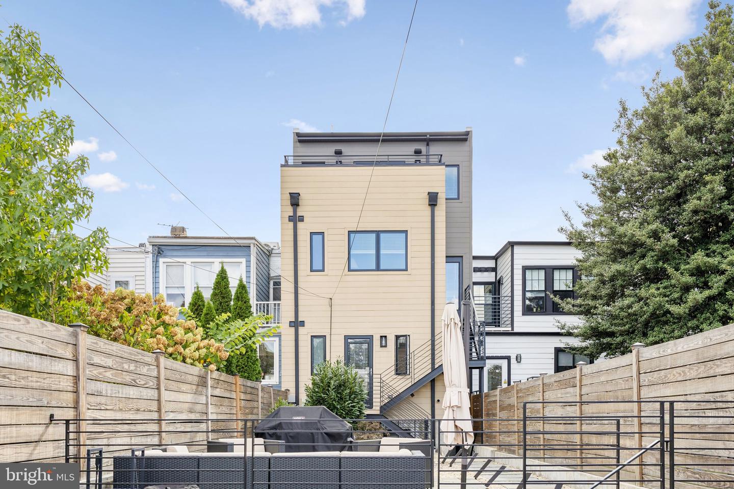 609 UPSHUR ST NW #3, WASHINGTON, District Of Columbia 20011, 3 Bedrooms Bedrooms, ,3 BathroomsBathrooms,Residential,For sale,609 UPSHUR ST NW #3,DCDC2248912 MLS # DCDC2248912