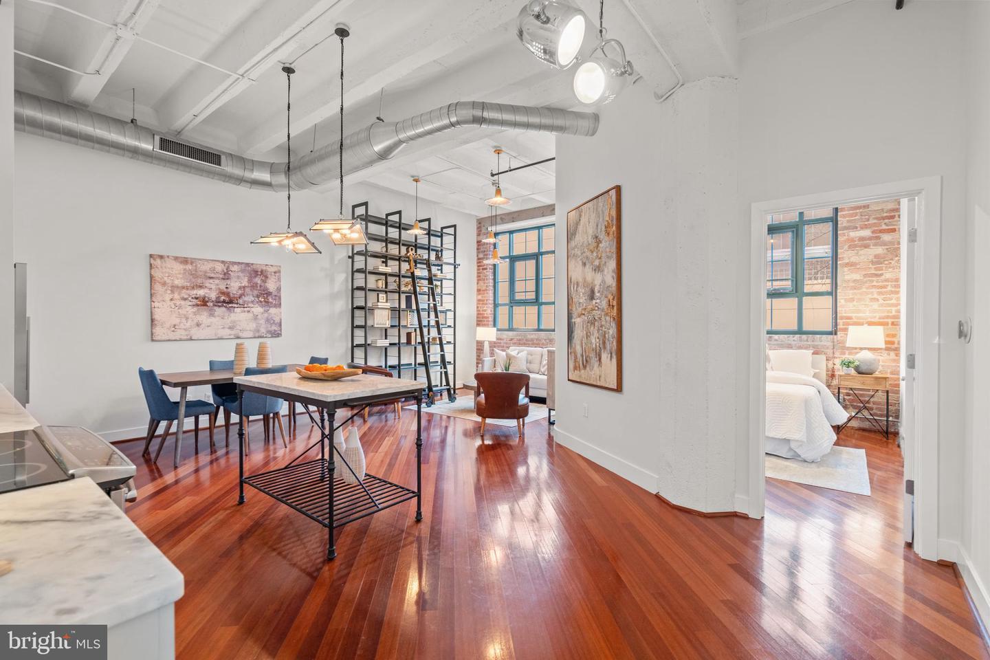 1701 KALORAMA RD NW #207, WASHINGTON, District Of Columbia 20009, 2 Bedrooms Bedrooms, ,1 BathroomBathrooms,Residential,For sale,1701 KALORAMA RD NW #207,DCDC2248926 MLS # DCDC2248926