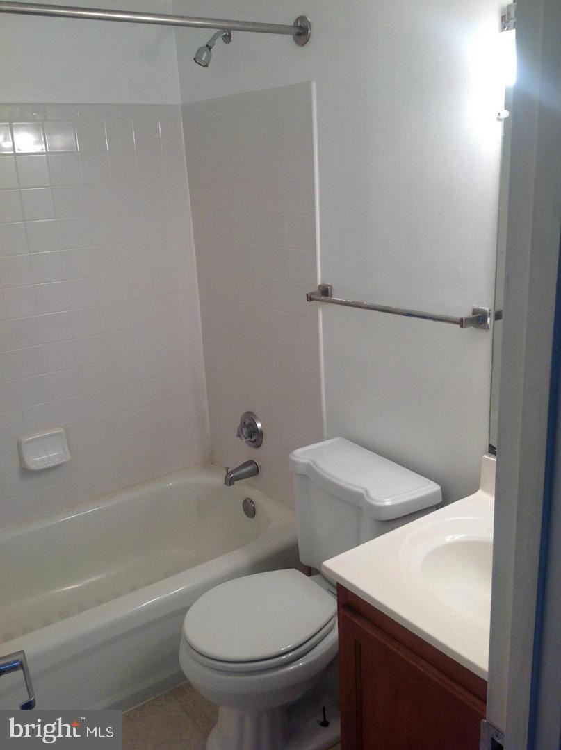 1631 GAINESVILLE ST SE #301, WASHINGTON, District Of Columbia 20020, 2 Bedrooms Bedrooms, ,1 BathroomBathrooms,Residential,For sale,1631 GAINESVILLE ST SE #301,DCDC2248932 MLS # DCDC2248932