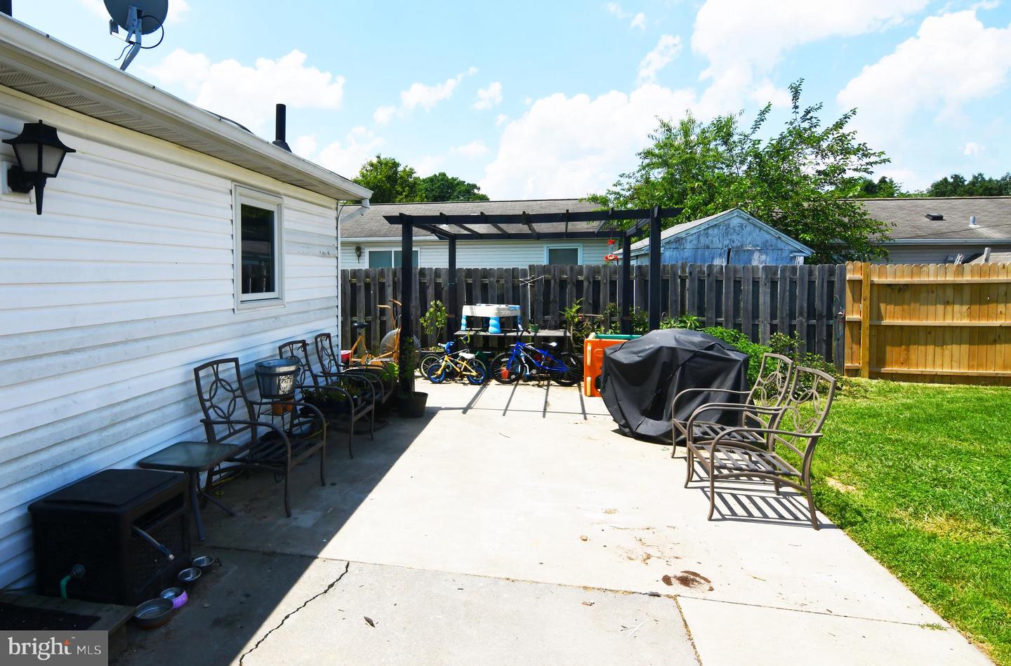 114 GREEN PARK DR, WINCHESTER, Virginia 22602, 3 Bedrooms Bedrooms, ,1 BathroomBathrooms,Residential,For sale,114 GREEN PARK DR,VAFV2039950 MLS # VAFV2039950