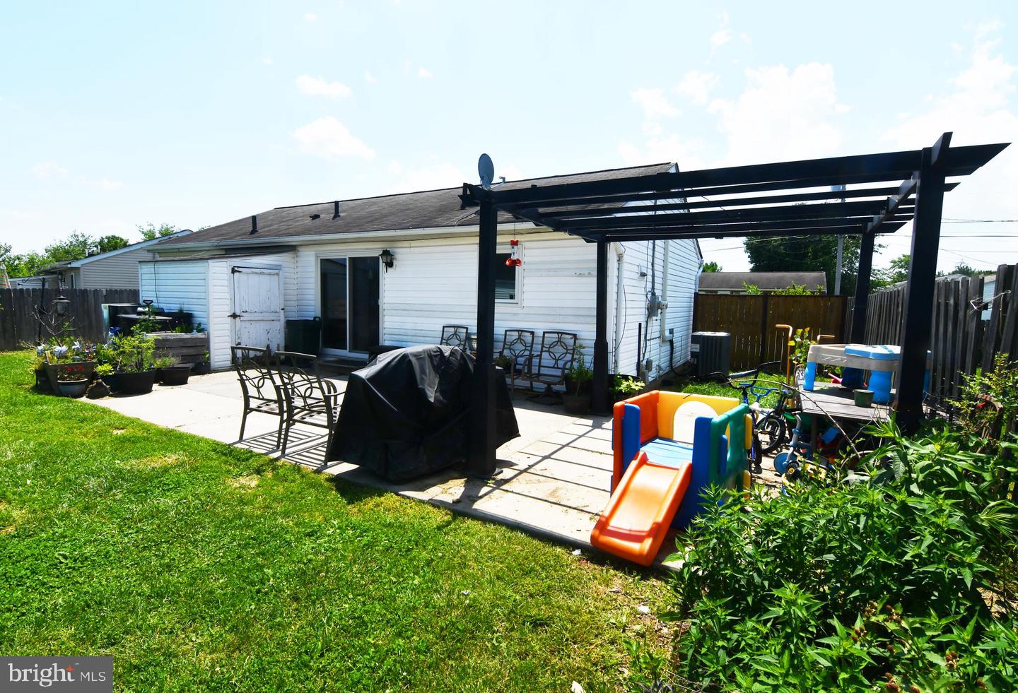 114 GREEN PARK DR, WINCHESTER, Virginia 22602, 3 Bedrooms Bedrooms, ,1 BathroomBathrooms,Residential,For sale,114 GREEN PARK DR,VAFV2039950 MLS # VAFV2039950