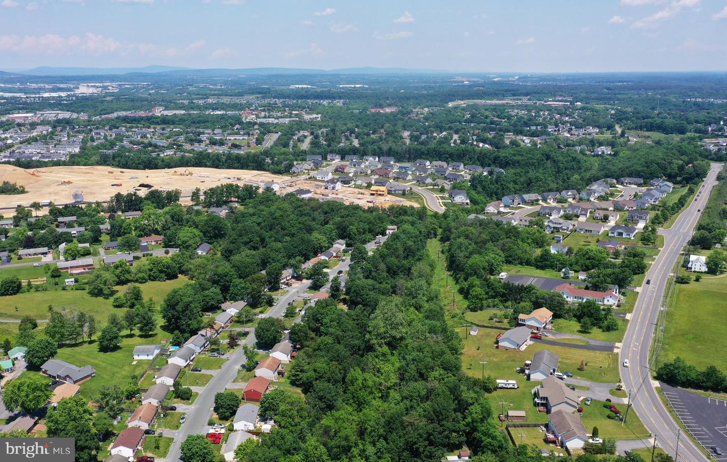 114 GREEN PARK DR, WINCHESTER, Virginia 22602, 3 Bedrooms Bedrooms, ,1 BathroomBathrooms,Residential,For sale,114 GREEN PARK DR,VAFV2039950 MLS # VAFV2039950