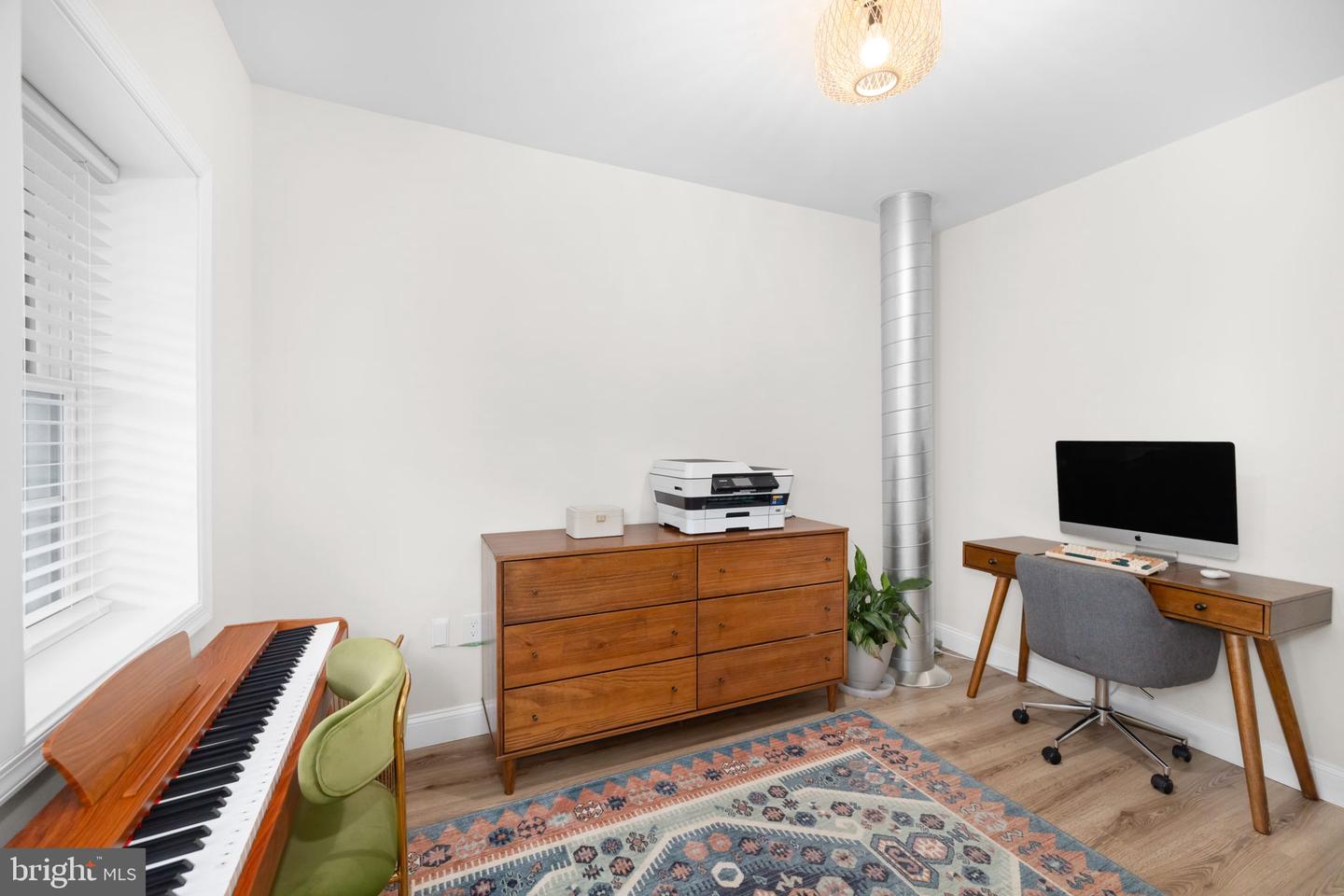 2205 E RANDOLPH AVE, ALEXANDRIA, Virginia 22301, 3 Bedrooms Bedrooms, ,2 BathroomsBathrooms,Residential,For sale,2205 E RANDOLPH AVE,VAAX2054788 MLS # VAAX2054788