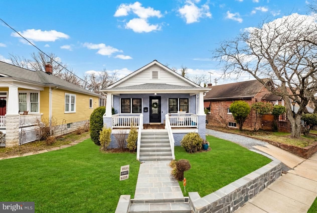 2205 E RANDOLPH AVE, ALEXANDRIA, Virginia 22301, 3 Bedrooms Bedrooms, ,2 BathroomsBathrooms,Residential,For sale,2205 E RANDOLPH AVE,VAAX2054788 MLS # VAAX2054788