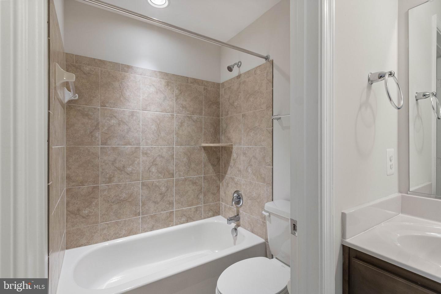 10602 SPRINGVALE LN, SPOTSYLVANIA, Virginia 22551, 5 Bedrooms Bedrooms, ,4 BathroomsBathrooms,Residential,For sale,10602 SPRINGVALE LN,VASP2039748 MLS # VASP2039748