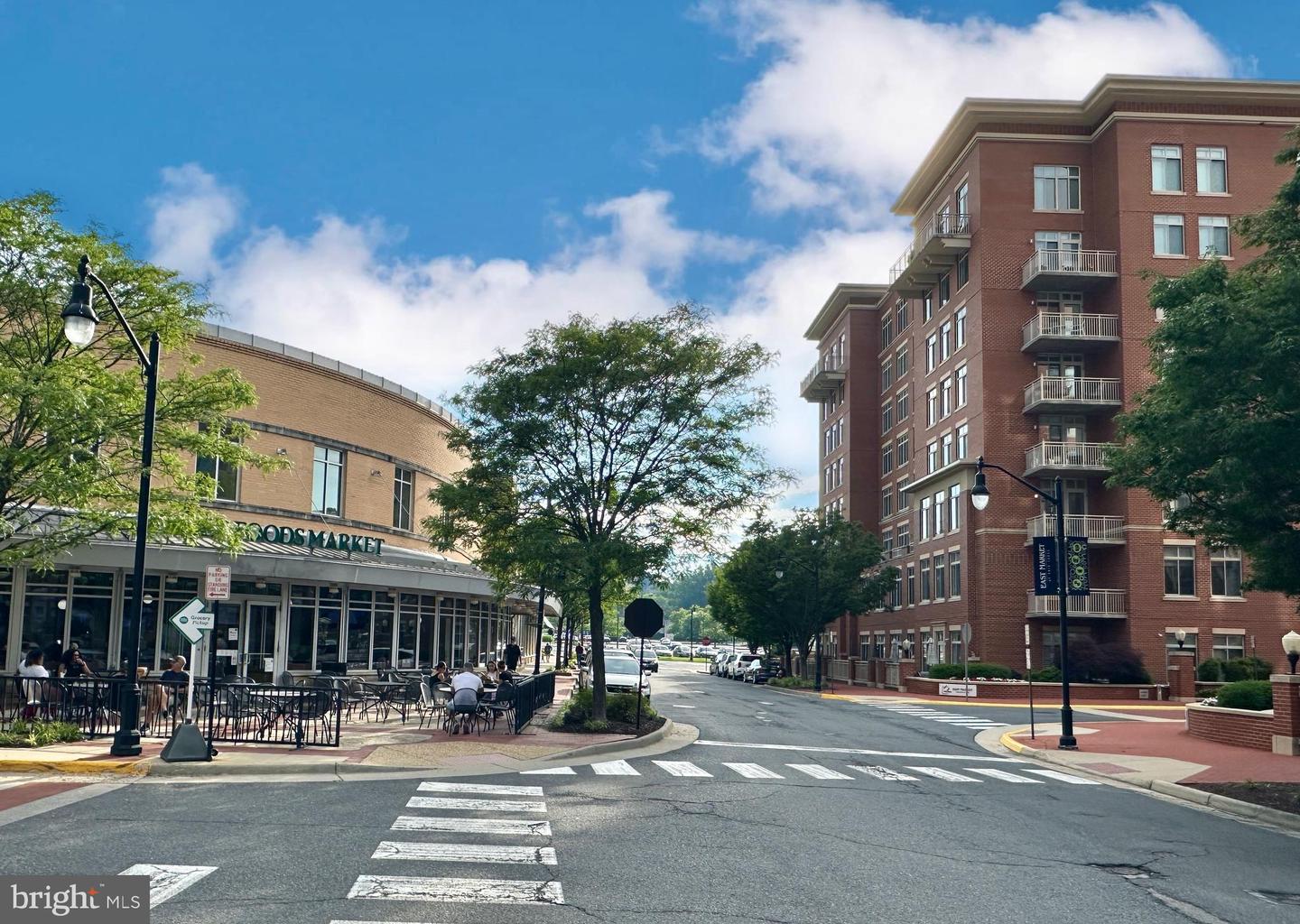4490 MARKET COMMONS DR #302, FAIRFAX, Virginia 22033, 2 Bedrooms Bedrooms, ,2 BathroomsBathrooms,Residential,For sale,4490 MARKET COMMONS DR #302,VAFX2293868 MLS # VAFX2293868