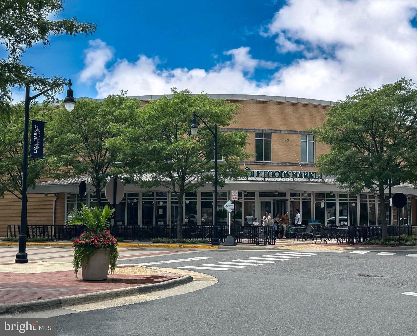 4490 MARKET COMMONS DR #302, FAIRFAX, Virginia 22033, 2 Bedrooms Bedrooms, ,2 BathroomsBathrooms,Residential,For sale,4490 MARKET COMMONS DR #302,VAFX2293868 MLS # VAFX2293868