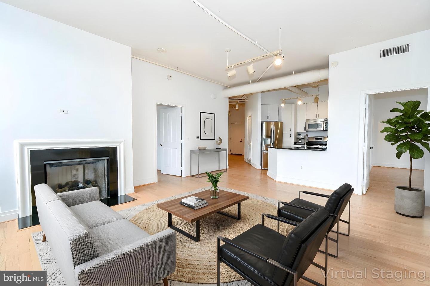 4490 MARKET COMMONS DR #302, FAIRFAX, Virginia 22033, 2 Bedrooms Bedrooms, ,2 BathroomsBathrooms,Residential,For sale,4490 MARKET COMMONS DR #302,VAFX2293868 MLS # VAFX2293868