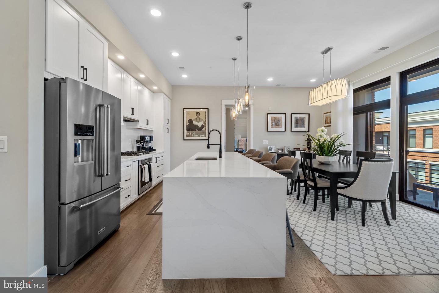 5 STATIONMASTER ST SE #400, LEESBURG, Virginia 20175, 2 Bedrooms Bedrooms, ,2 BathroomsBathrooms,Residential,For sale,5 STATIONMASTER ST SE #400,VALO2117286 MLS # VALO2117286