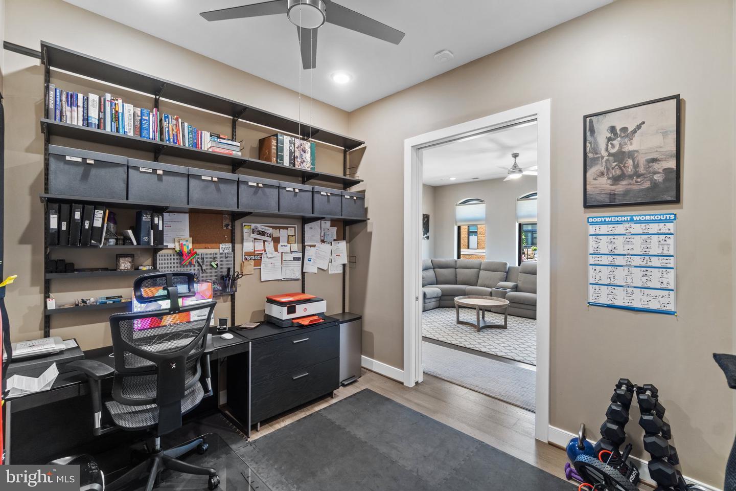 5 STATIONMASTER ST SE #400, LEESBURG, Virginia 20175, 2 Bedrooms Bedrooms, ,2 BathroomsBathrooms,Residential,For sale,5 STATIONMASTER ST SE #400,VALO2117286 MLS # VALO2117286