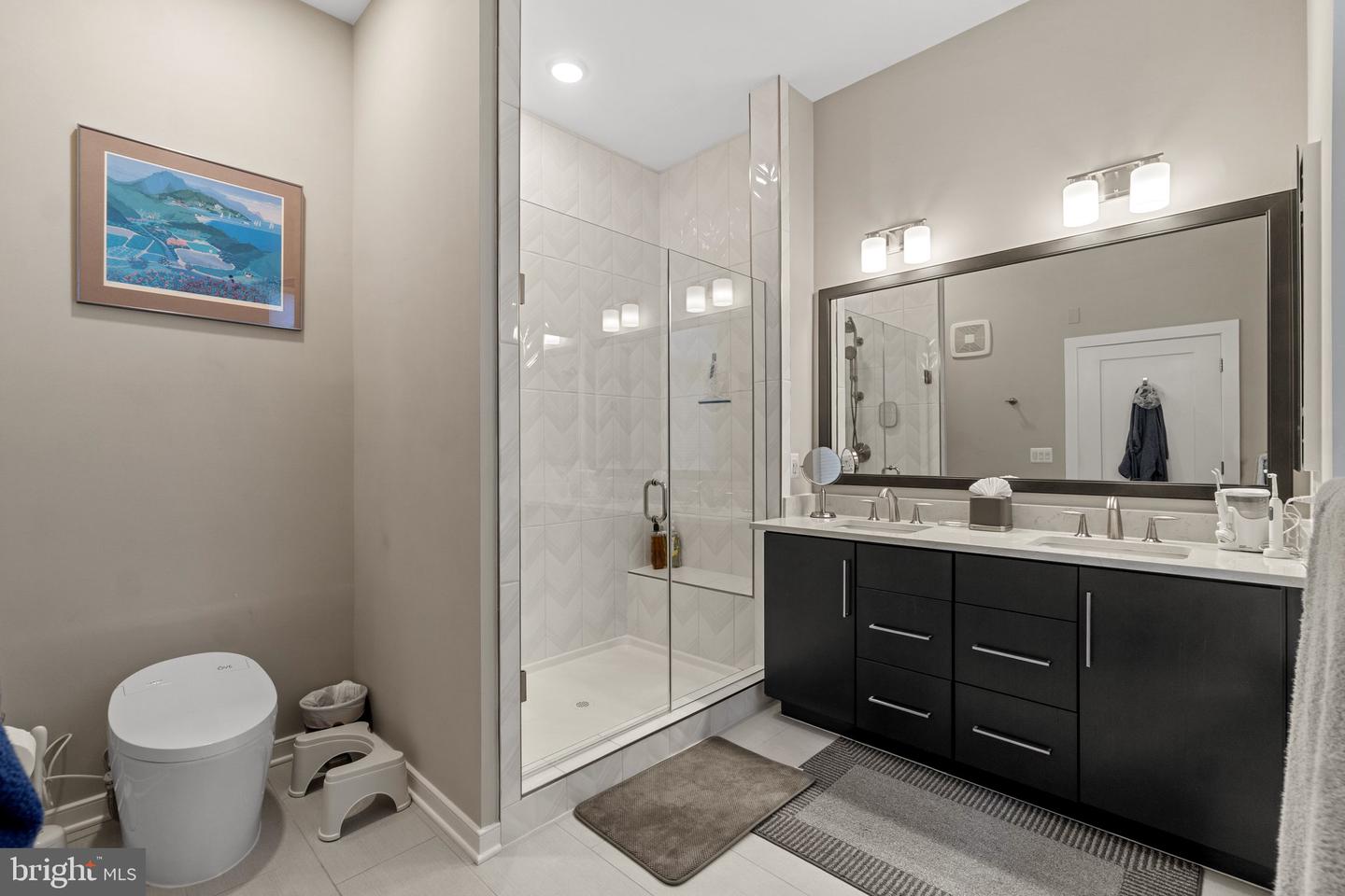 5 STATIONMASTER ST SE #400, LEESBURG, Virginia 20175, 2 Bedrooms Bedrooms, ,2 BathroomsBathrooms,Residential,For sale,5 STATIONMASTER ST SE #400,VALO2117286 MLS # VALO2117286