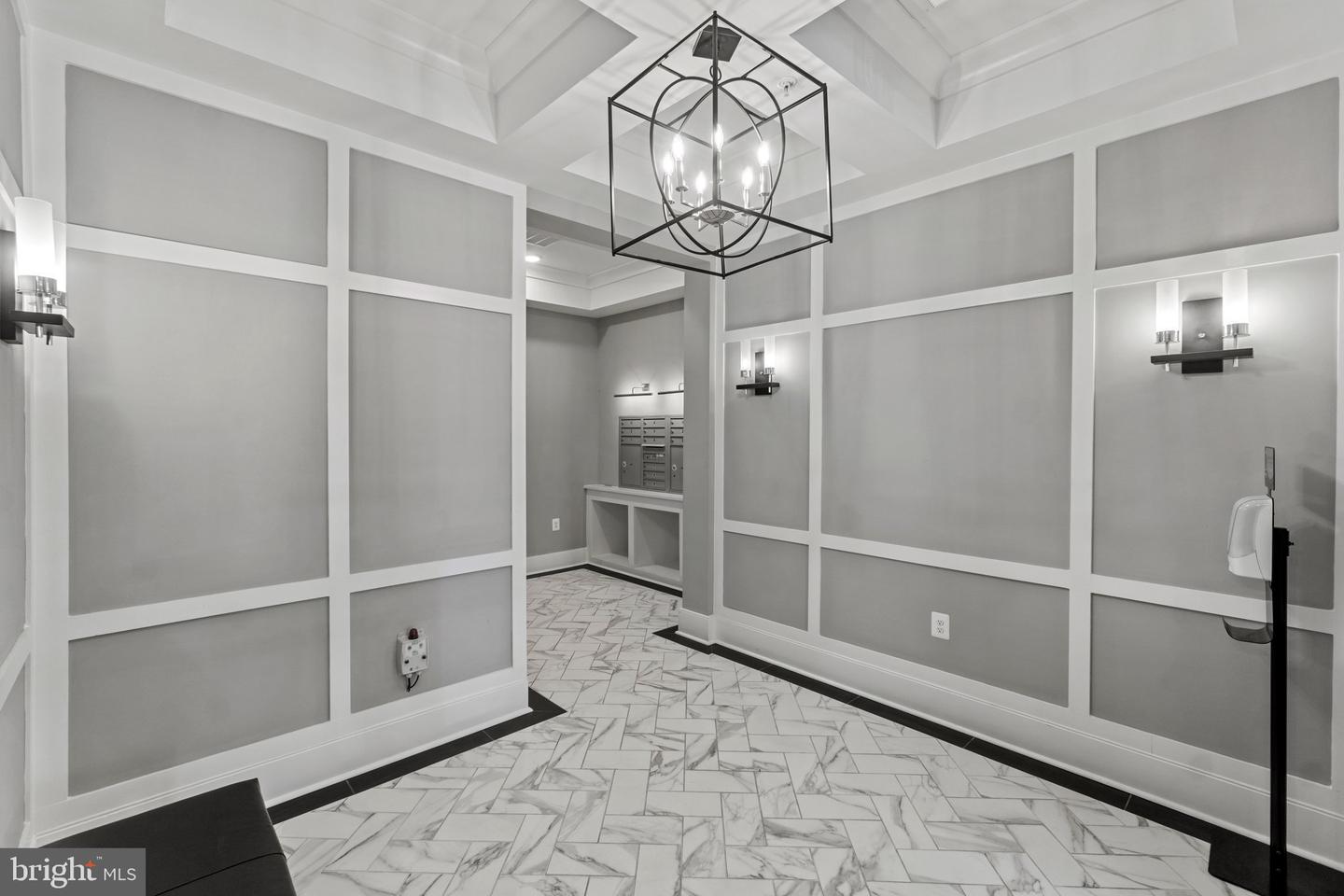 5 STATIONMASTER ST SE #400, LEESBURG, Virginia 20175, 2 Bedrooms Bedrooms, ,2 BathroomsBathrooms,Residential,For sale,5 STATIONMASTER ST SE #400,VALO2117286 MLS # VALO2117286