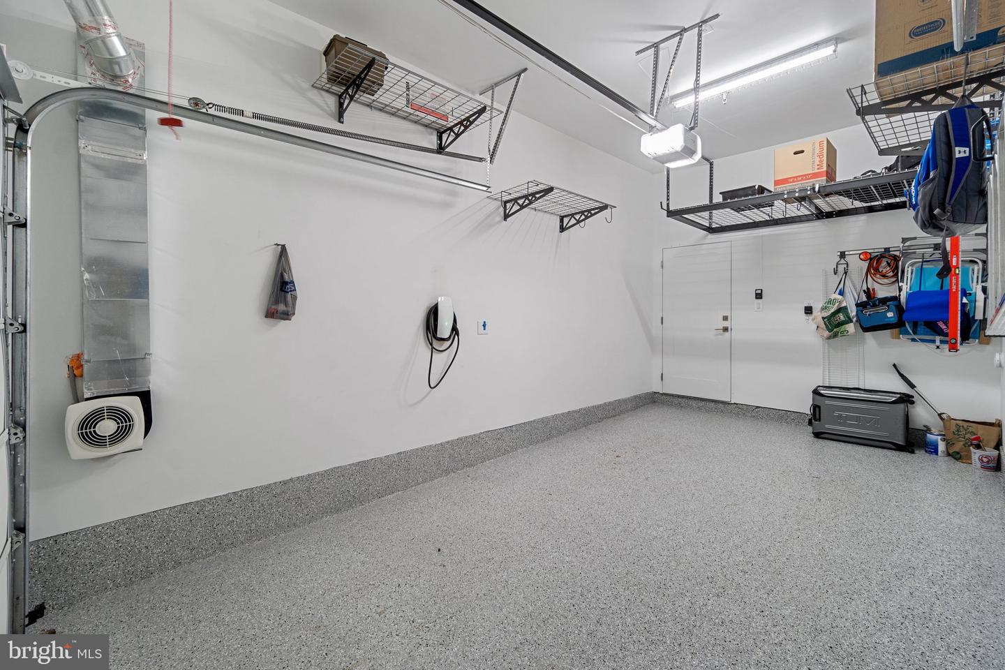 5 STATIONMASTER ST SE #400, LEESBURG, Virginia 20175, 2 Bedrooms Bedrooms, ,2 BathroomsBathrooms,Residential,For sale,5 STATIONMASTER ST SE #400,VALO2117286 MLS # VALO2117286