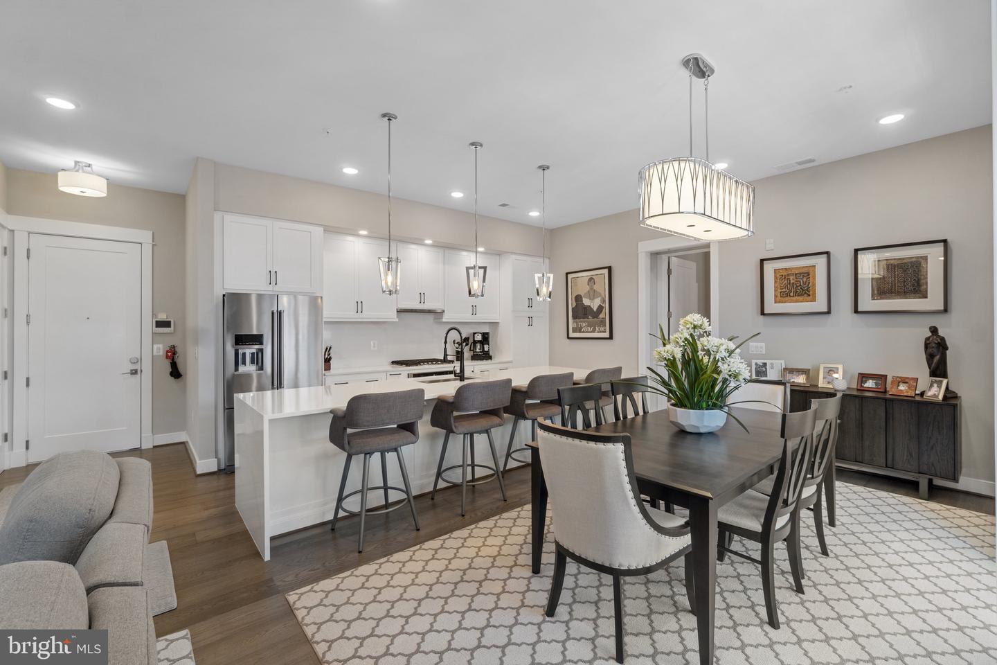 5 STATIONMASTER ST SE #400, LEESBURG, Virginia 20175, 2 Bedrooms Bedrooms, ,2 BathroomsBathrooms,Residential,For sale,5 STATIONMASTER ST SE #400,VALO2117286 MLS # VALO2117286