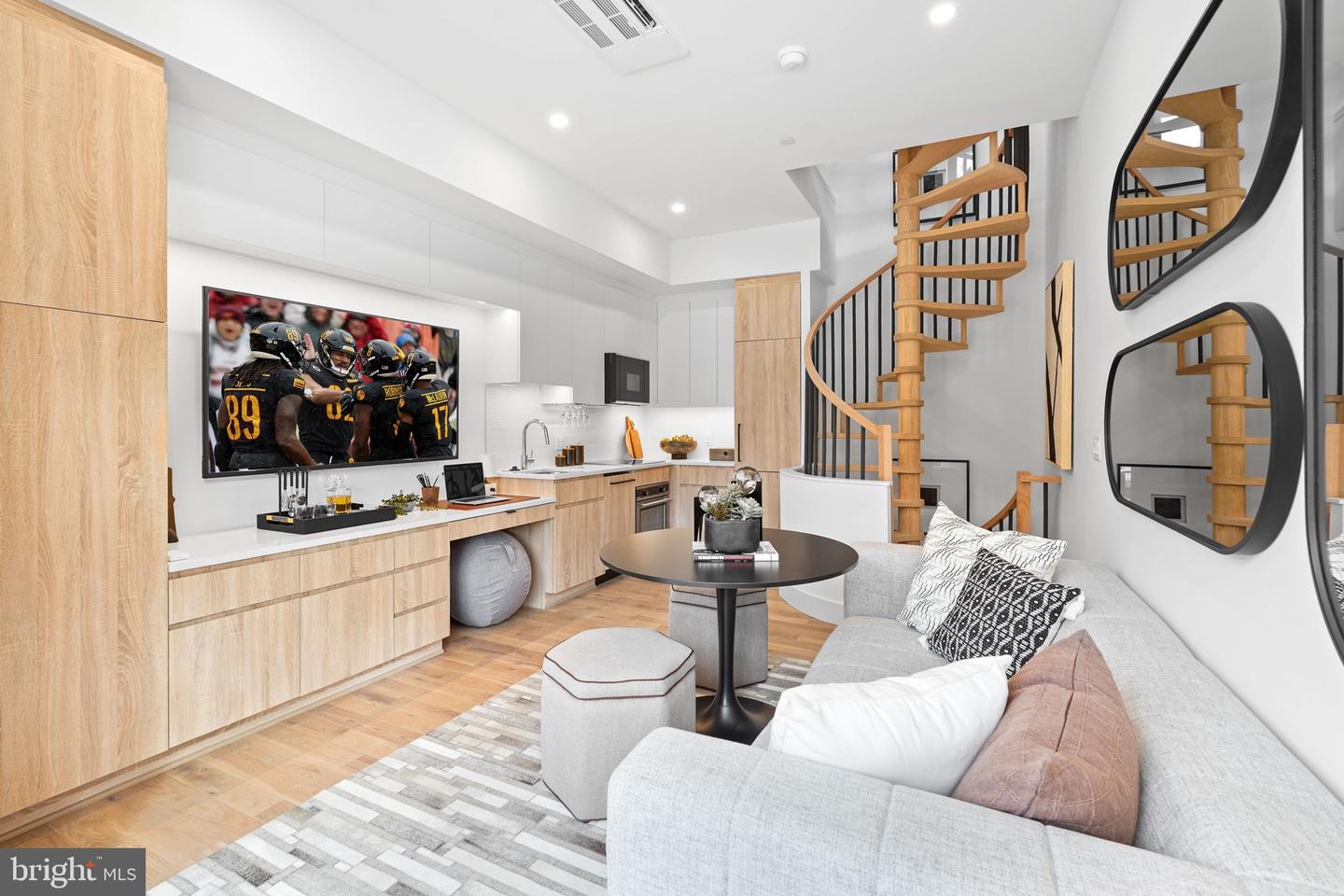 1235 W ST NW #B, WASHINGTON, District Of Columbia 20009, 2 Bedrooms Bedrooms, ,2 BathroomsBathrooms,Residential,For sale,1235 W ST NW #B,DCDC2248786 MLS # DCDC2248786