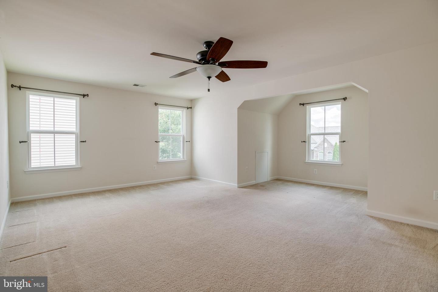 2032 MAGNOLIA CIR, CULPEPER, Virginia 22701, 5 Bedrooms Bedrooms, ,2 BathroomsBathrooms,Residential,For sale,2032 MAGNOLIA CIR,VACU2012840 MLS # VACU2012840