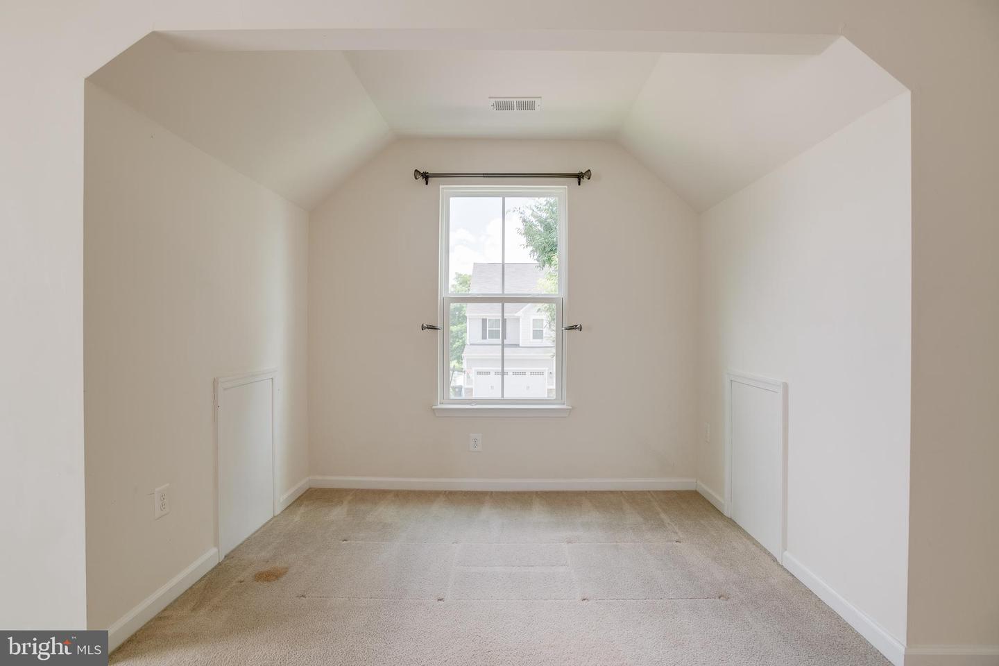 2032 MAGNOLIA CIR, CULPEPER, Virginia 22701, 5 Bedrooms Bedrooms, ,2 BathroomsBathrooms,Residential,For sale,2032 MAGNOLIA CIR,VACU2012840 MLS # VACU2012840