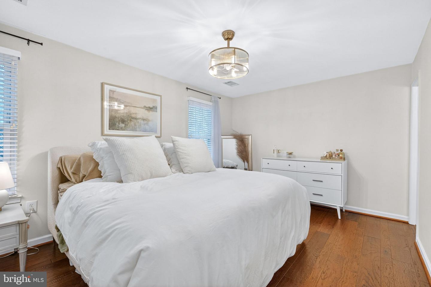 5769 HERITAGE HILL DR, ALEXANDRIA, Virginia 22310, 3 Bedrooms Bedrooms, ,2 BathroomsBathrooms,Residential,For sale,5769 HERITAGE HILL DR,VAFX2293966 MLS # VAFX2293966