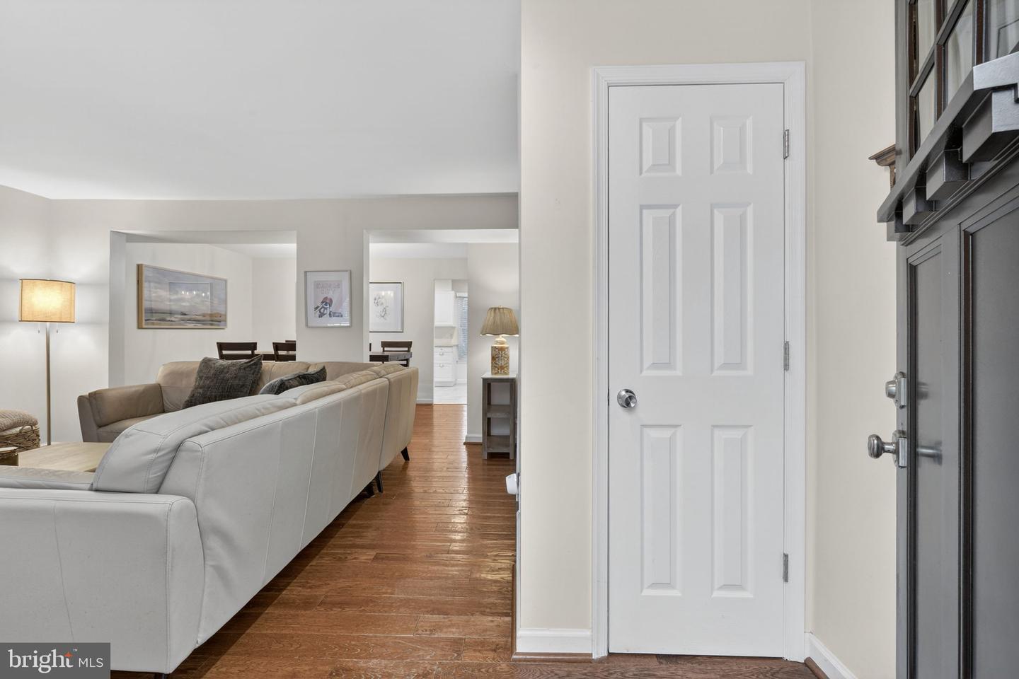 5769 HERITAGE HILL DR, ALEXANDRIA, Virginia 22310, 3 Bedrooms Bedrooms, ,2 BathroomsBathrooms,Residential,For sale,5769 HERITAGE HILL DR,VAFX2293966 MLS # VAFX2293966