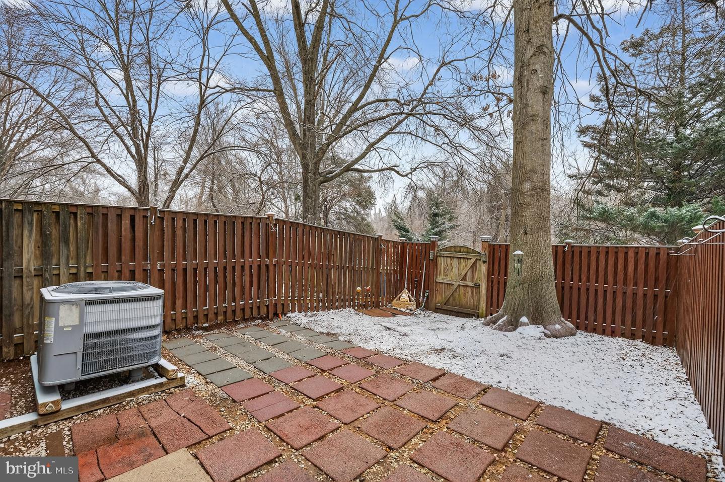 5769 HERITAGE HILL DR, ALEXANDRIA, Virginia 22310, 3 Bedrooms Bedrooms, ,2 BathroomsBathrooms,Residential,For sale,5769 HERITAGE HILL DR,VAFX2293966 MLS # VAFX2293966