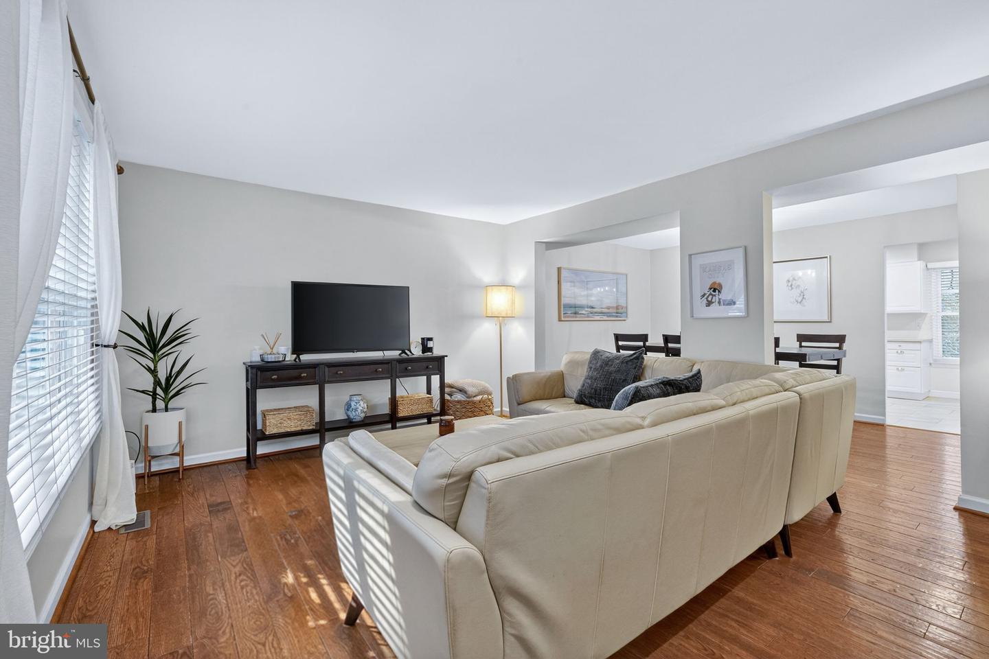 5769 HERITAGE HILL DR, ALEXANDRIA, Virginia 22310, 3 Bedrooms Bedrooms, ,2 BathroomsBathrooms,Residential,For sale,5769 HERITAGE HILL DR,VAFX2293966 MLS # VAFX2293966