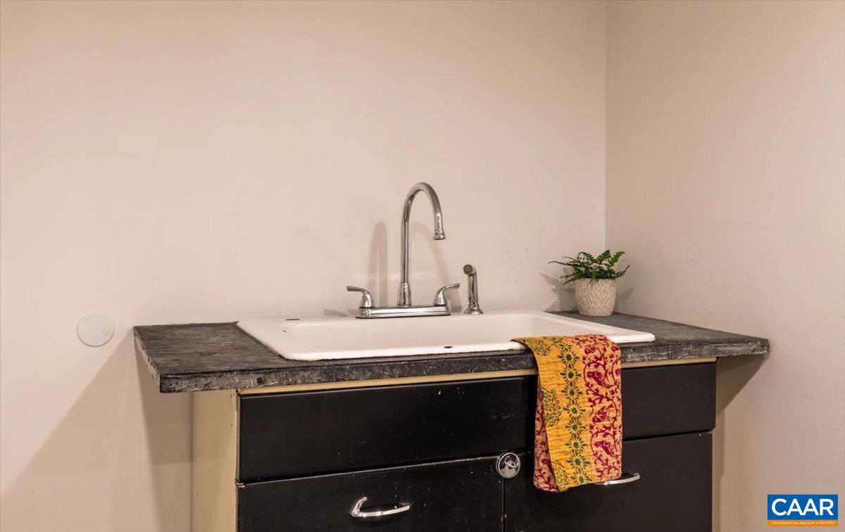 119 STRIBLING AVE, CHARLOTTESVILLE, Virginia 22901, 4 Bedrooms Bedrooms, ,2 BathroomsBathrooms,Residential,For sale,119 STRIBLING AVE,673932 MLS # 673932