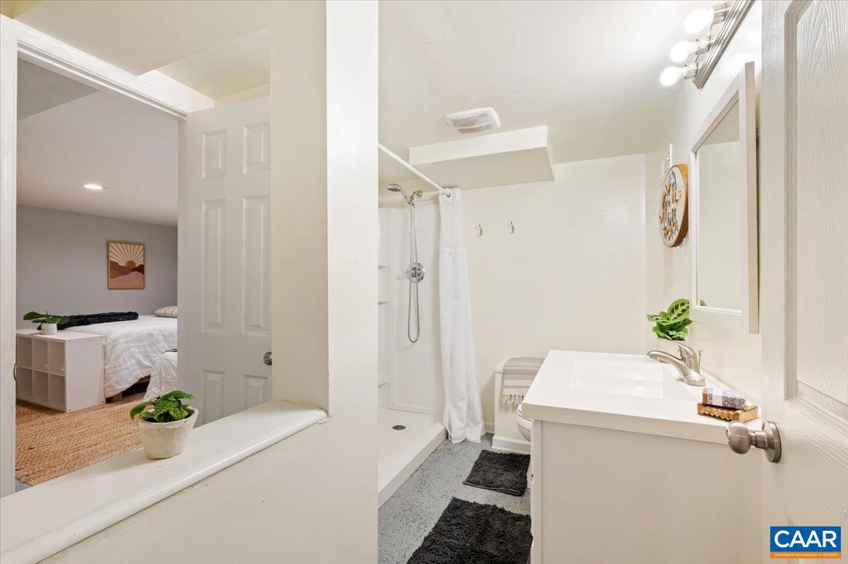 119 STRIBLING AVE, CHARLOTTESVILLE, Virginia 22901, 4 Bedrooms Bedrooms, ,2 BathroomsBathrooms,Residential,For sale,119 STRIBLING AVE,673932 MLS # 673932