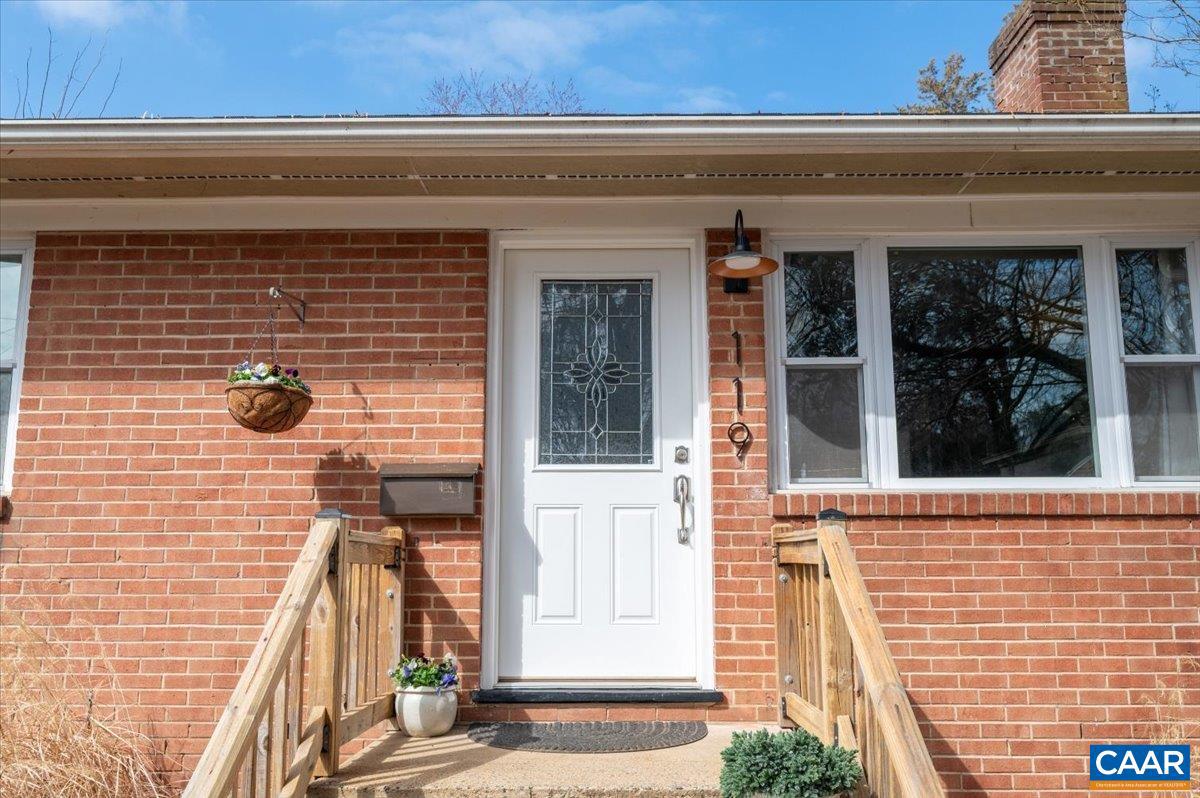 119 STRIBLING AVE, CHARLOTTESVILLE, Virginia 22901, 4 Bedrooms Bedrooms, ,2 BathroomsBathrooms,Residential,For sale,119 STRIBLING AVE,673932 MLS # 673932