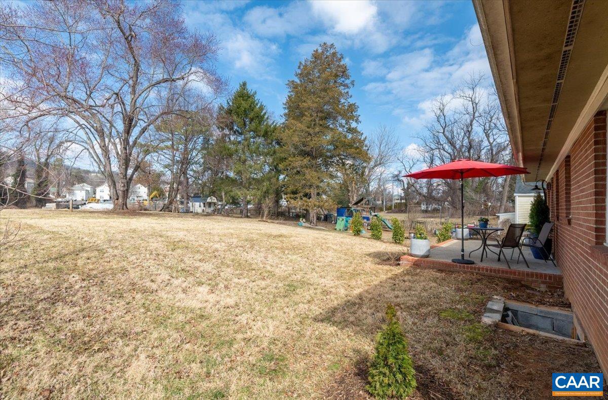 119 STRIBLING AVE, CHARLOTTESVILLE, Virginia 22901, 4 Bedrooms Bedrooms, ,2 BathroomsBathrooms,Residential,For sale,119 STRIBLING AVE,673932 MLS # 673932