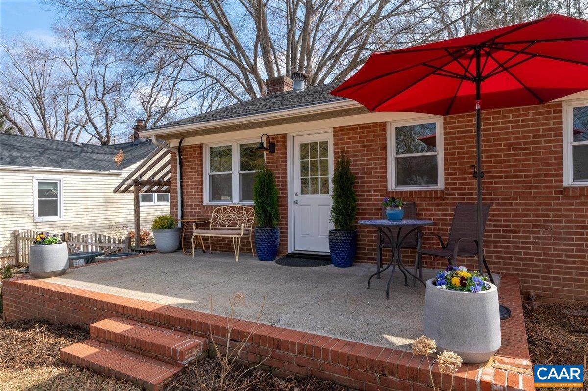 119 STRIBLING AVE, CHARLOTTESVILLE, Virginia 22901, 4 Bedrooms Bedrooms, ,2 BathroomsBathrooms,Residential,For sale,119 STRIBLING AVE,673932 MLS # 673932