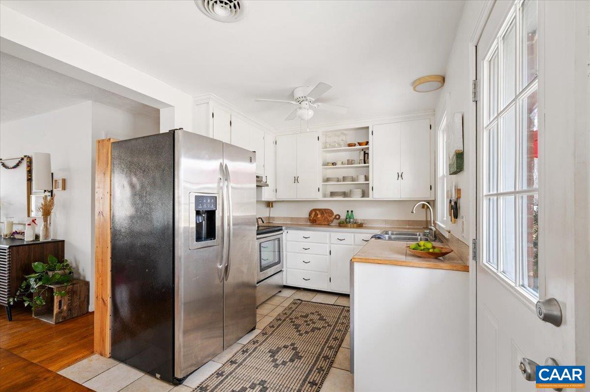 119 STRIBLING AVE, CHARLOTTESVILLE, Virginia 22901, 4 Bedrooms Bedrooms, ,2 BathroomsBathrooms,Residential,For sale,119 STRIBLING AVE,673932 MLS # 673932