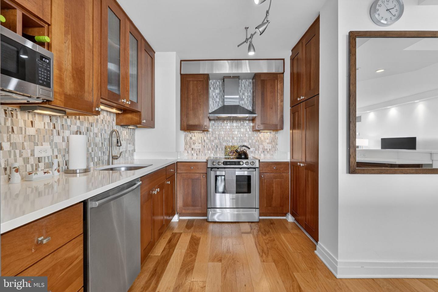 400 MADISON ST #1810, ALEXANDRIA, Virginia 22314, 1 Bedroom Bedrooms, ,1 BathroomBathrooms,Residential,For sale,400 MADISON ST #1810,VAAX2054766 MLS # VAAX2054766