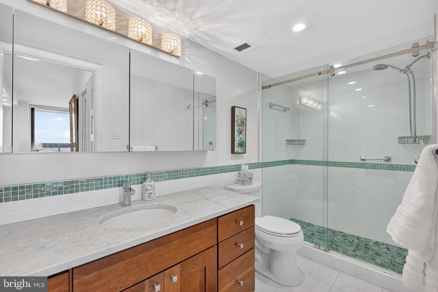 400 MADISON ST #1810, ALEXANDRIA, Virginia 22314, 1 Bedroom Bedrooms, ,1 BathroomBathrooms,Residential,For sale,400 MADISON ST #1810,VAAX2054766 MLS # VAAX2054766