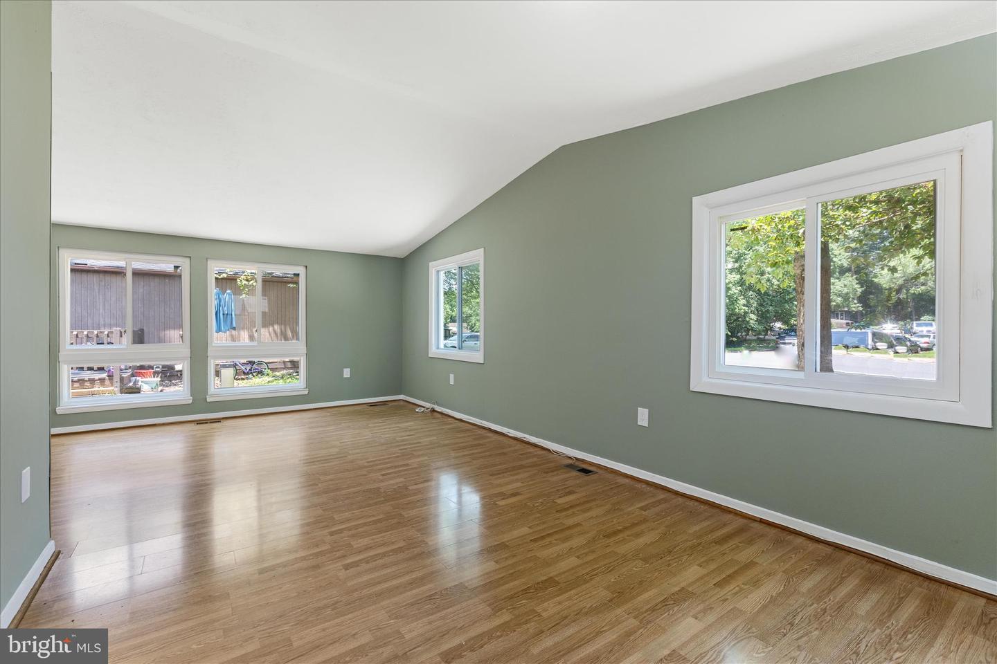 2231 SANIBEL DR, RESTON, Virginia 20191, 4 Bedrooms Bedrooms, ,2 BathroomsBathrooms,Residential,For sale,2231 SANIBEL DR,VAFX2294028 MLS # VAFX2294028