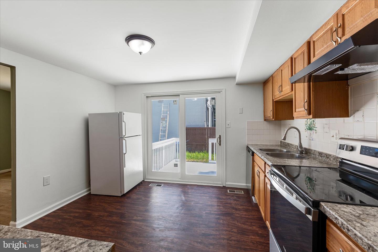 2231 SANIBEL DR, RESTON, Virginia 20191, 4 Bedrooms Bedrooms, ,2 BathroomsBathrooms,Residential,For sale,2231 SANIBEL DR,VAFX2294028 MLS # VAFX2294028