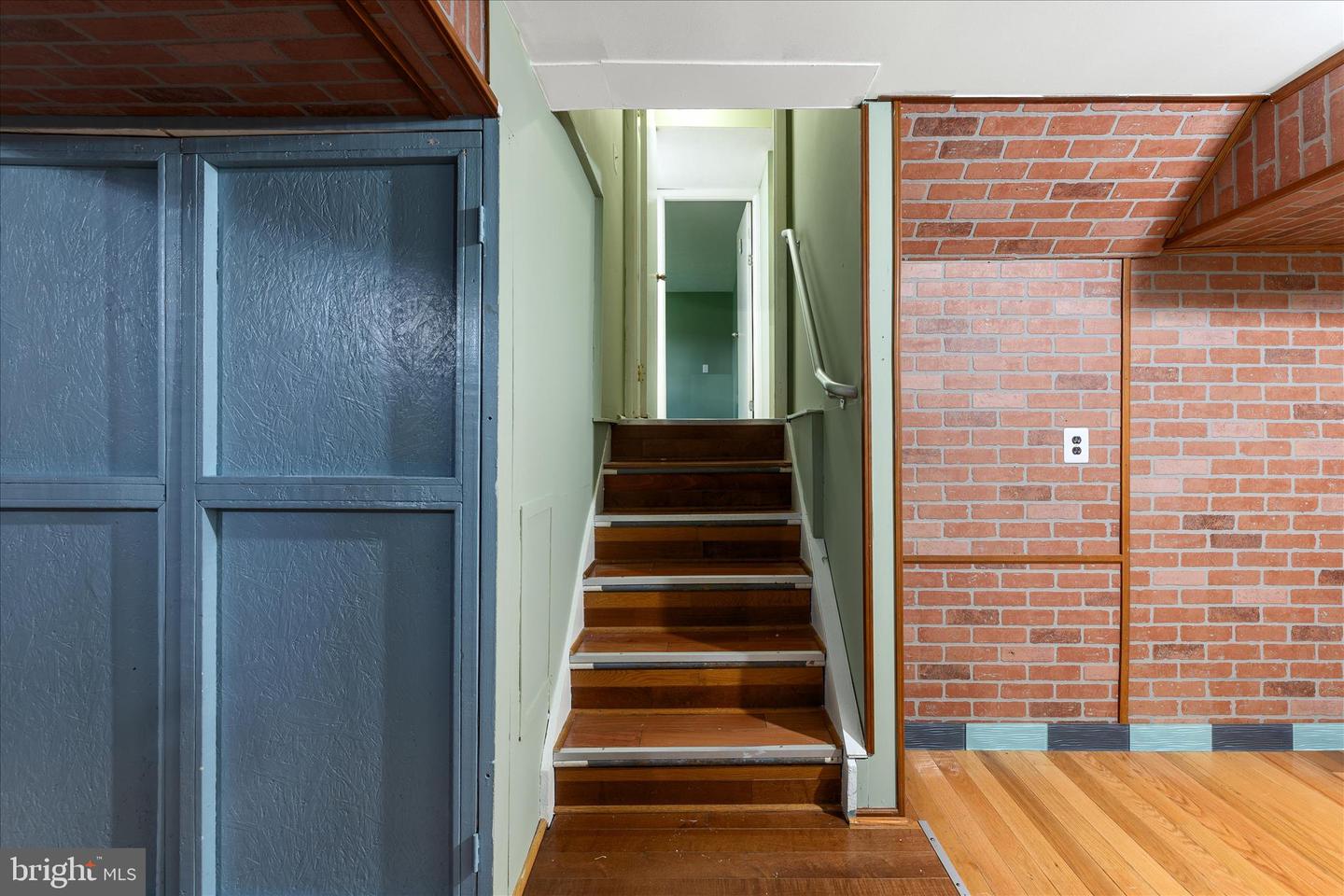 2231 SANIBEL DR, RESTON, Virginia 20191, 4 Bedrooms Bedrooms, ,2 BathroomsBathrooms,Residential,For sale,2231 SANIBEL DR,VAFX2294028 MLS # VAFX2294028