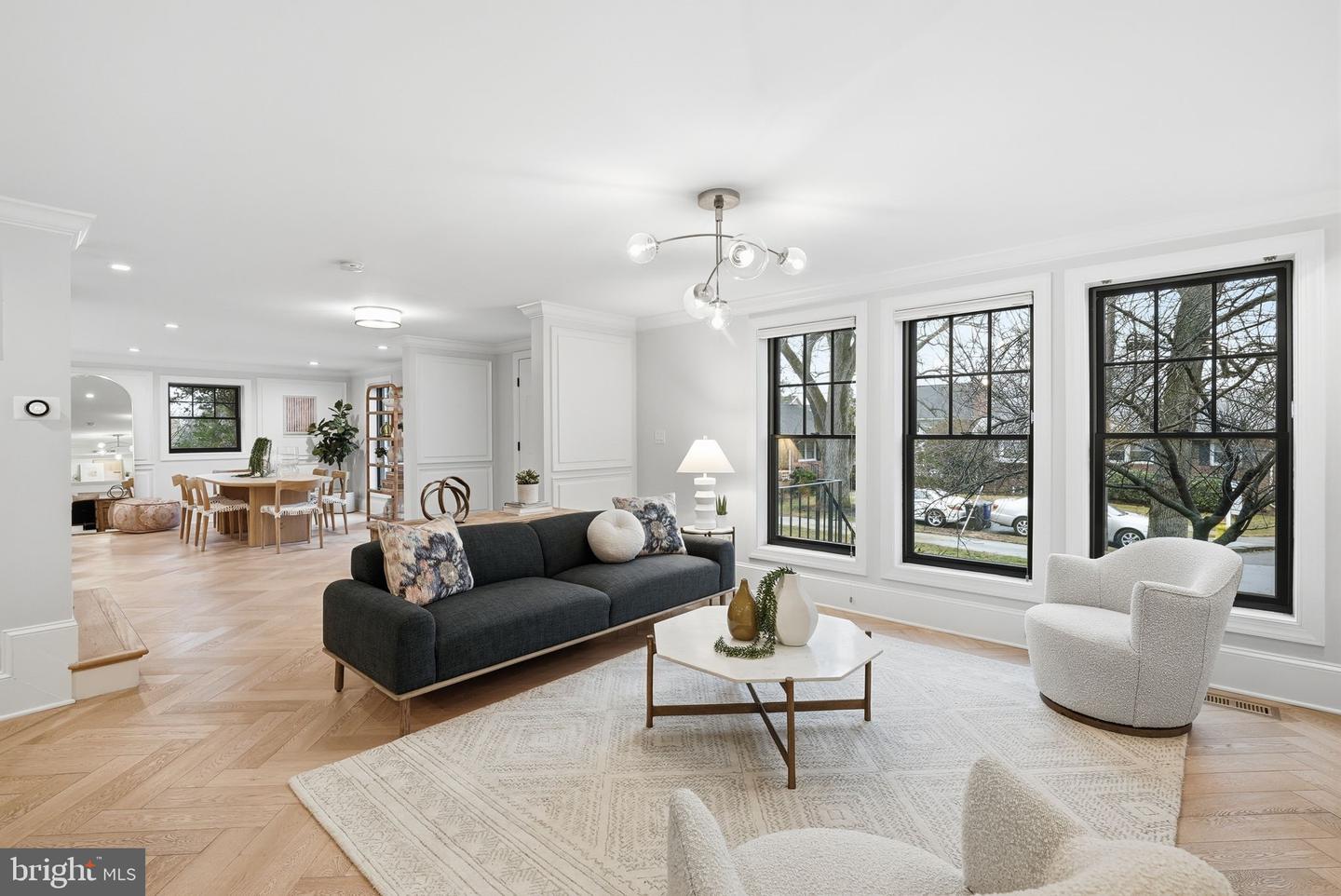 2505 N KENILWORTH ST, ARLINGTON, Virginia 22207, 5 Bedrooms Bedrooms, ,3 BathroomsBathrooms,Residential,For sale,2505 N KENILWORTH ST,VAAR2069642 MLS # VAAR2069642