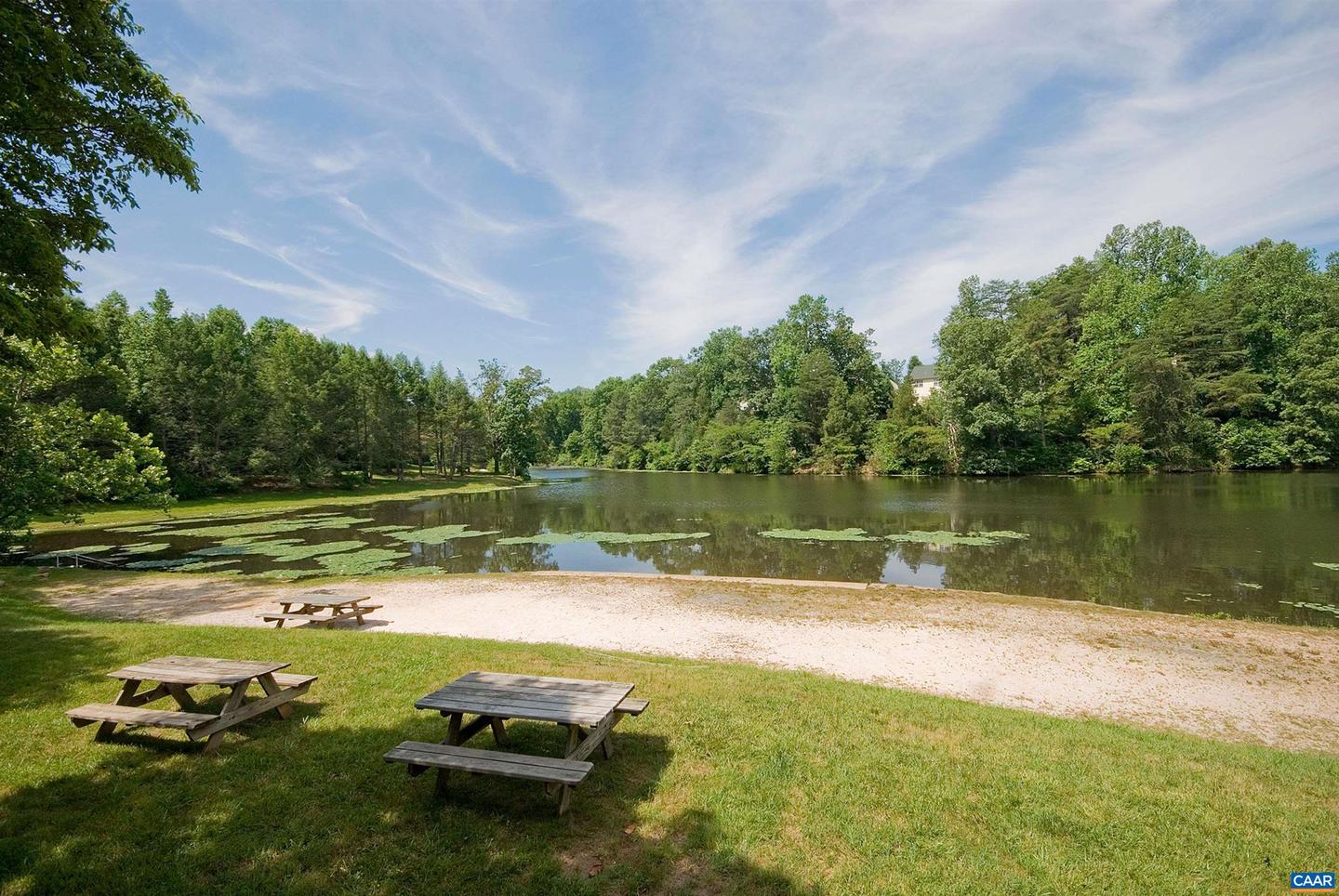 201 BUTTERCUP LN, CHARLOTTESVILLE, Virginia 22902, 2 Bedrooms Bedrooms, ,2 BathroomsBathrooms,Residential,For sale,201 BUTTERCUP LN,673936 MLS # 673936