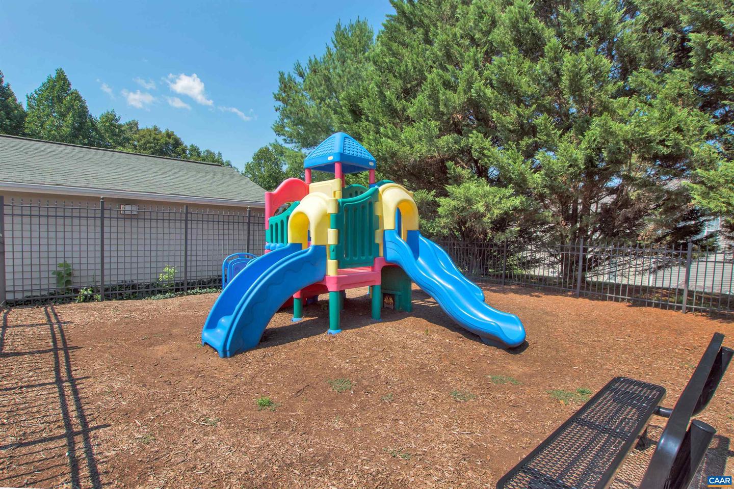 201 BUTTERCUP LN, CHARLOTTESVILLE, Virginia 22902, 2 Bedrooms Bedrooms, ,2 BathroomsBathrooms,Residential,For sale,201 BUTTERCUP LN,673936 MLS # 673936