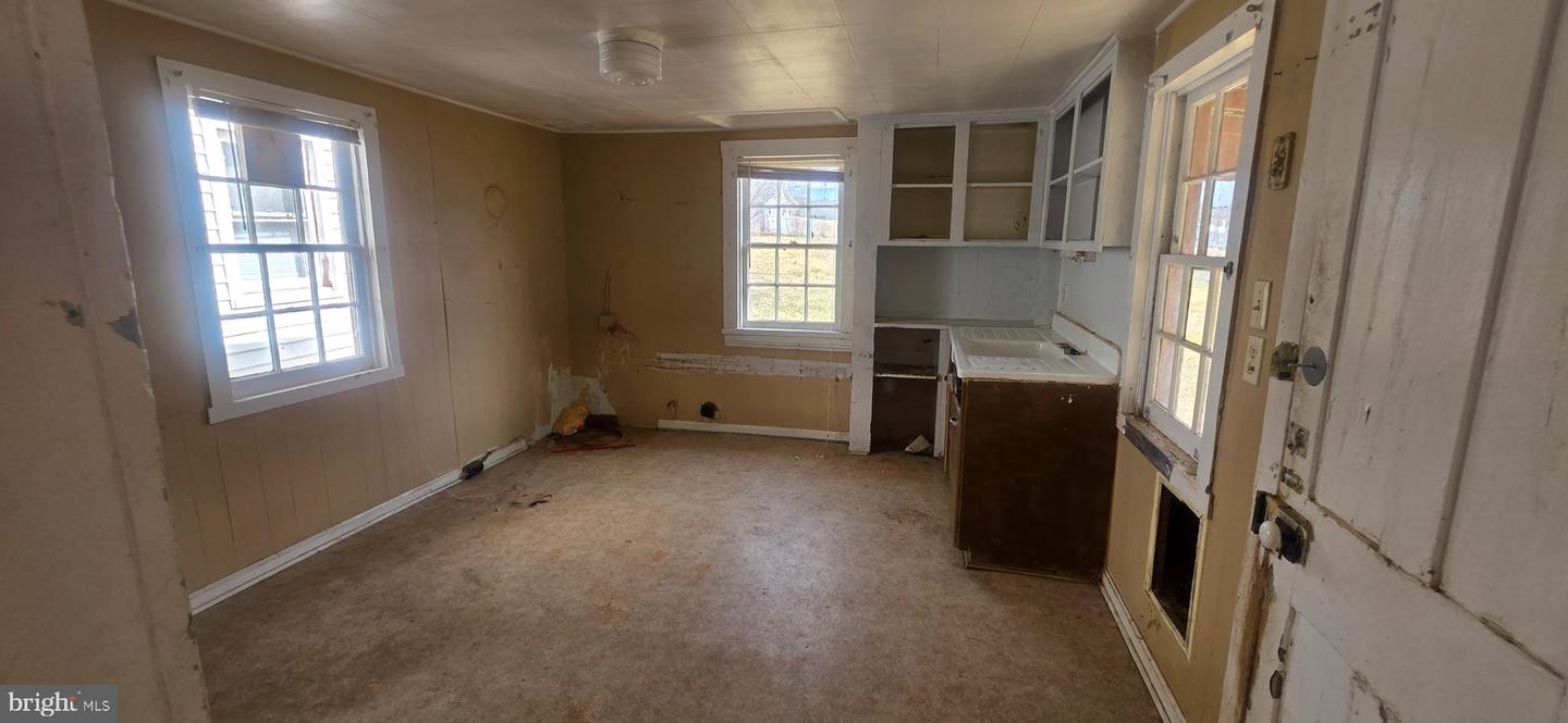 11 BRISTOL AVE, LURAY, Virginia 22835, 3 Bedrooms Bedrooms, ,2 BathroomsBathrooms,Residential,For sale,11 BRISTOL AVE,VAPA2006136 MLS # VAPA2006136