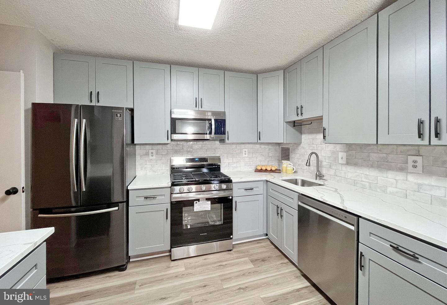 3705 S GEORGE MASON DR #1811S, FALLS CHURCH, Virginia 22041, 2 Bedrooms Bedrooms, ,1 BathroomBathrooms,Residential,For sale,3705 S GEORGE MASON DR #1811S,VAFX2294052 MLS # VAFX2294052