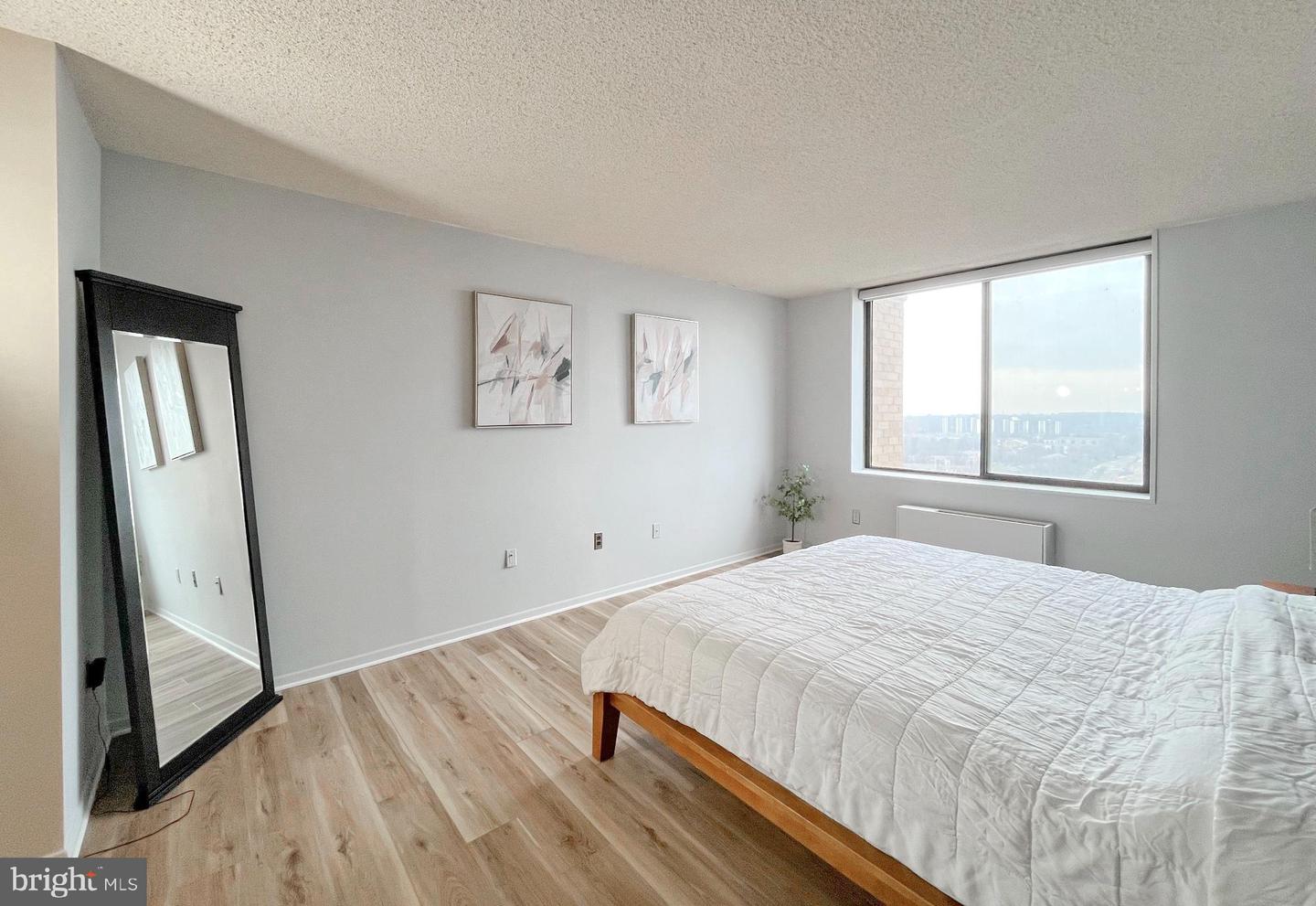 3705 S GEORGE MASON DR #1811S, FALLS CHURCH, Virginia 22041, 2 Bedrooms Bedrooms, ,1 BathroomBathrooms,Residential,For sale,3705 S GEORGE MASON DR #1811S,VAFX2294052 MLS # VAFX2294052