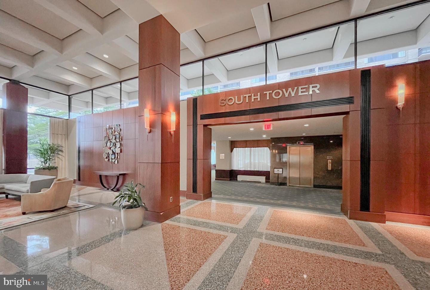 3705 S GEORGE MASON DR #1811S, FALLS CHURCH, Virginia 22041, 2 Bedrooms Bedrooms, ,1 BathroomBathrooms,Residential,For sale,3705 S GEORGE MASON DR #1811S,VAFX2294052 MLS # VAFX2294052