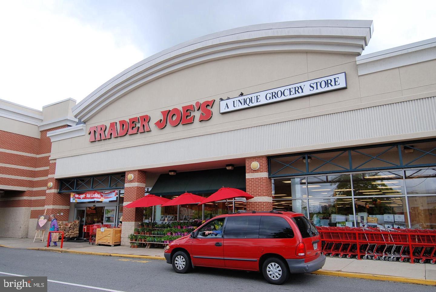 3705 S GEORGE MASON DR #1811S, FALLS CHURCH, Virginia 22041, 2 Bedrooms Bedrooms, ,1 BathroomBathrooms,Residential,For sale,3705 S GEORGE MASON DR #1811S,VAFX2294052 MLS # VAFX2294052