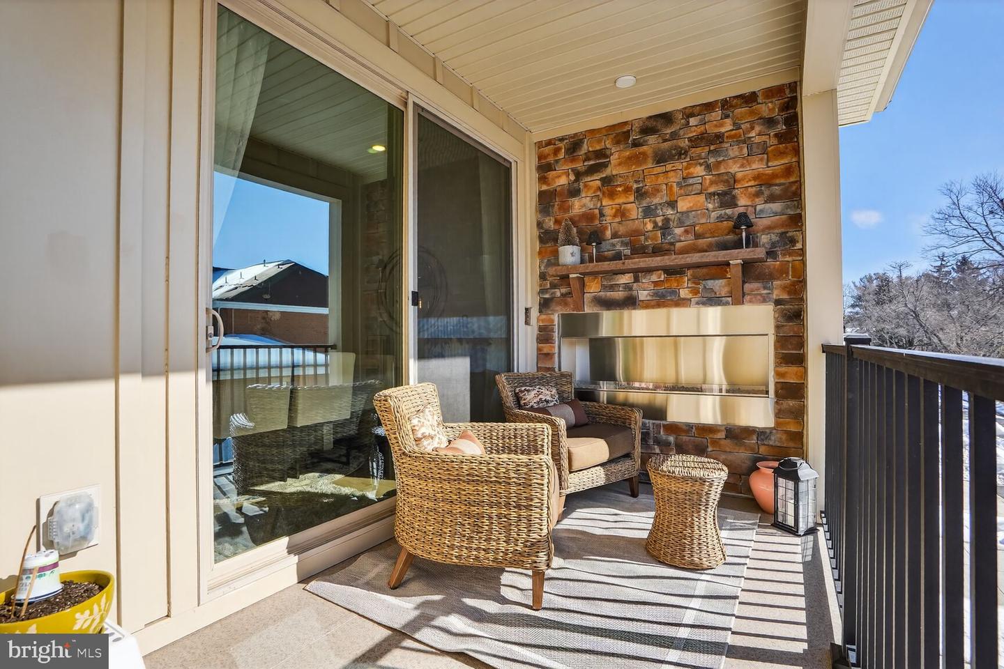 3757 MAYORS WAY, FAIRFAX, Virginia 22030, 3 Bedrooms Bedrooms, ,3 BathroomsBathrooms,Residential,For sale,3757 MAYORS WAY,VAFC2007874 MLS # VAFC2007874