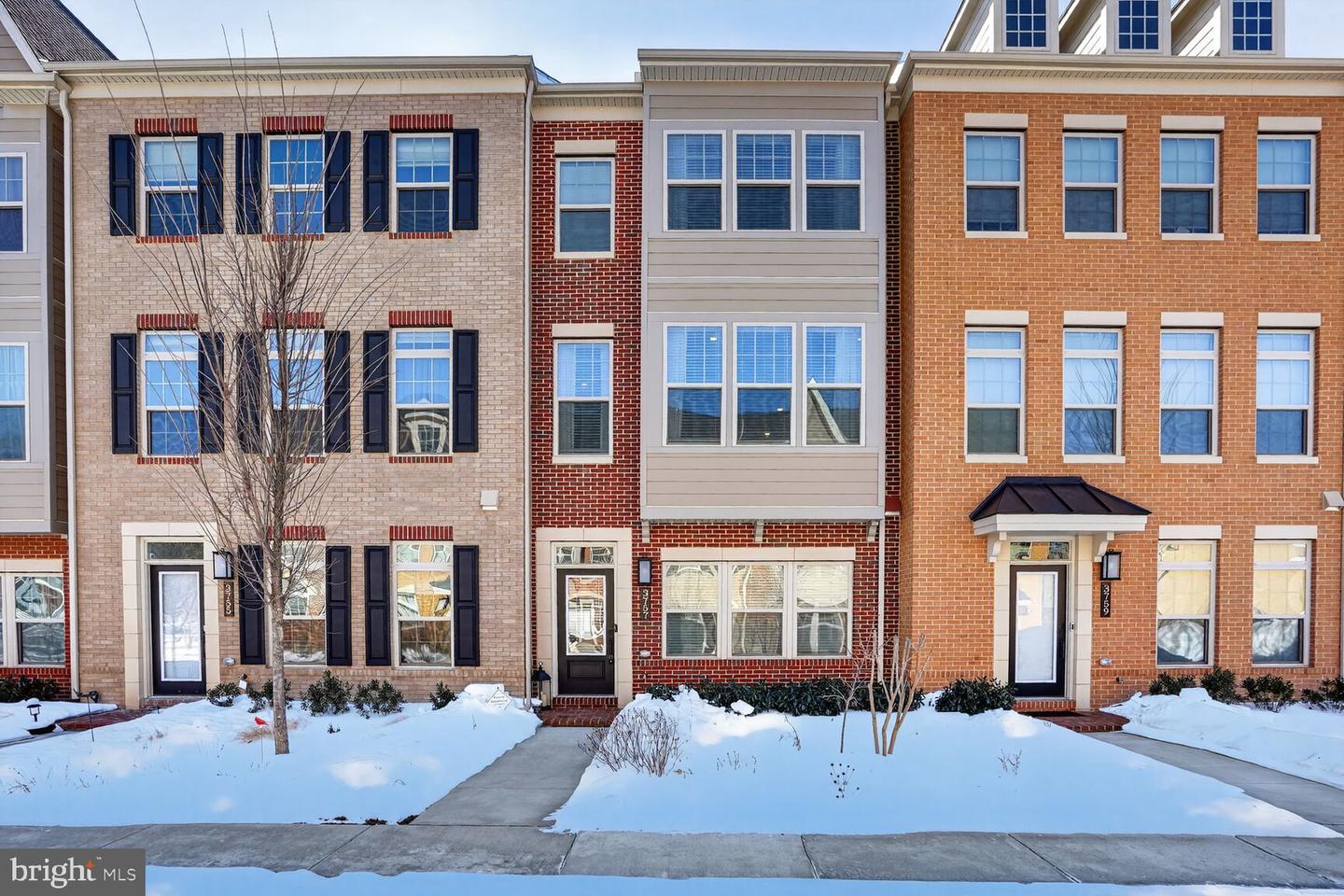 3757 MAYORS WAY, FAIRFAX, Virginia 22030, 3 Bedrooms Bedrooms, ,3 BathroomsBathrooms,Residential,For sale,3757 MAYORS WAY,VAFC2007874 MLS # VAFC2007874