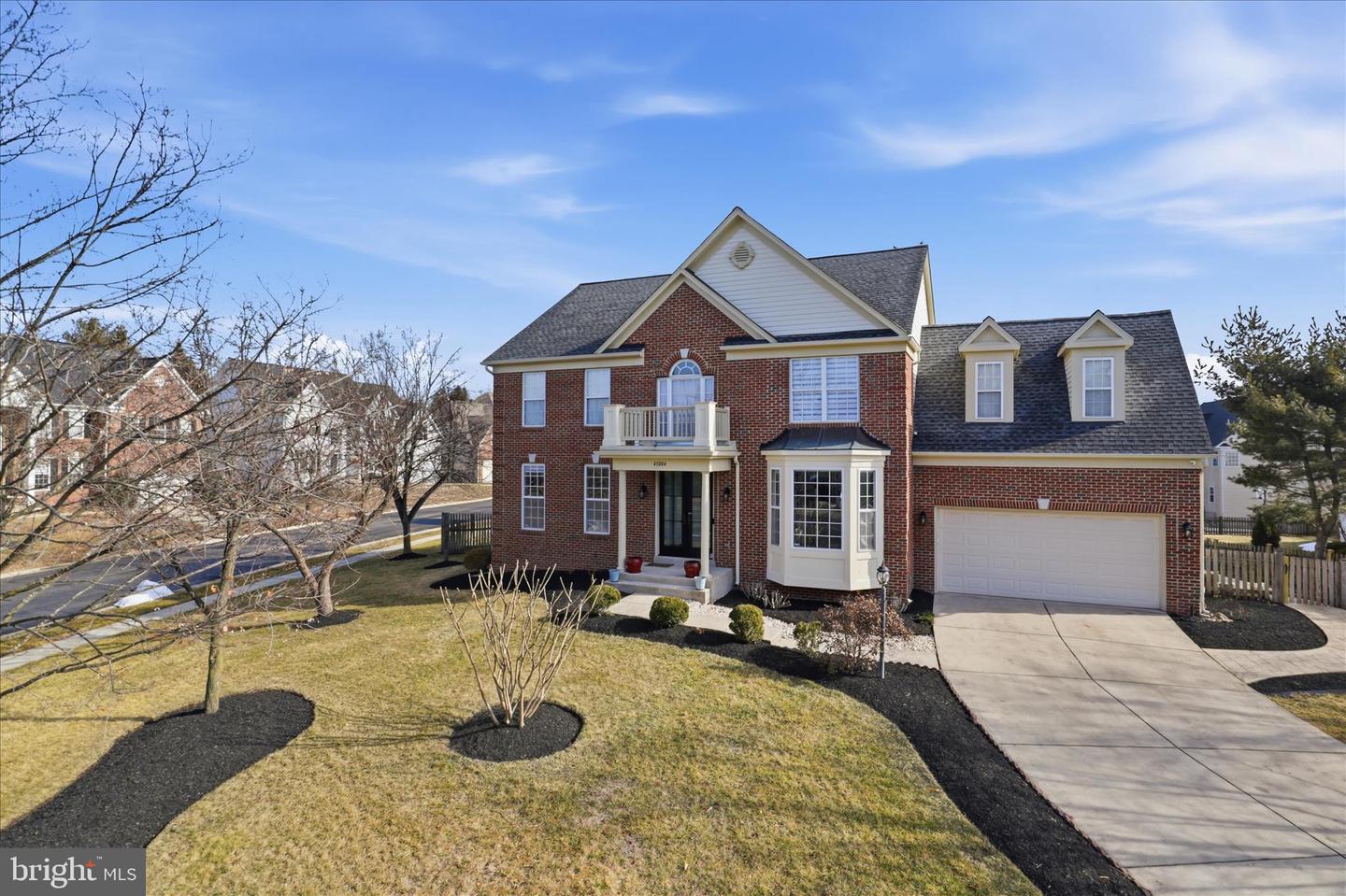 43004 BATTERY POINT PL, LEESBURG, Virginia 20176, 4 Bedrooms Bedrooms, ,4 BathroomsBathrooms,Residential,For sale,43004 BATTERY POINT PL,VALO2117370 MLS # VALO2117370