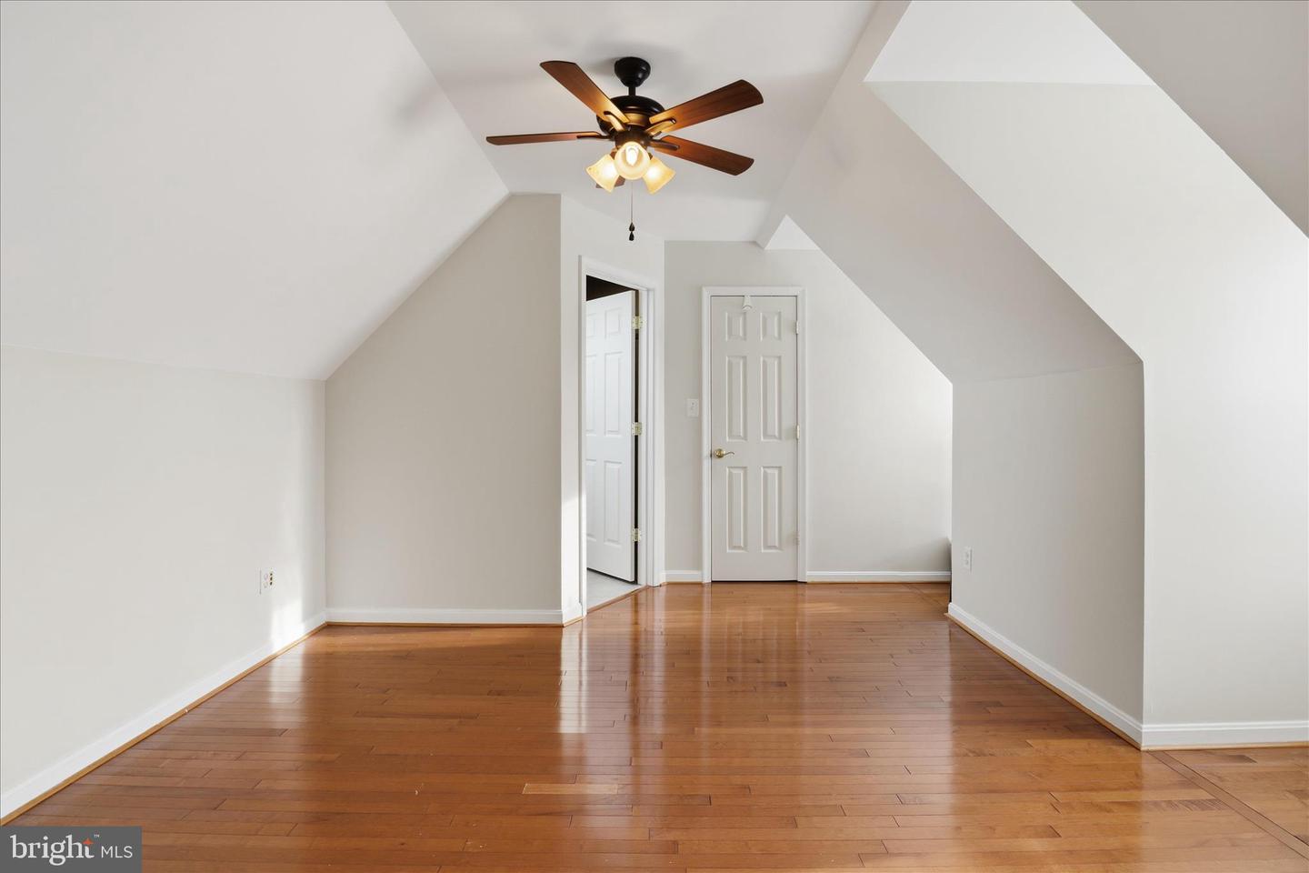 43004 BATTERY POINT PL, LEESBURG, Virginia 20176, 4 Bedrooms Bedrooms, ,4 BathroomsBathrooms,Residential,For sale,43004 BATTERY POINT PL,VALO2117370 MLS # VALO2117370