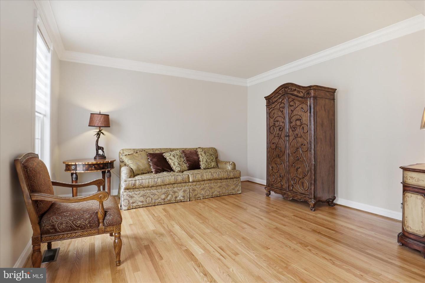 43004 BATTERY POINT PL, LEESBURG, Virginia 20176, 4 Bedrooms Bedrooms, ,4 BathroomsBathrooms,Residential,For sale,43004 BATTERY POINT PL,VALO2117370 MLS # VALO2117370