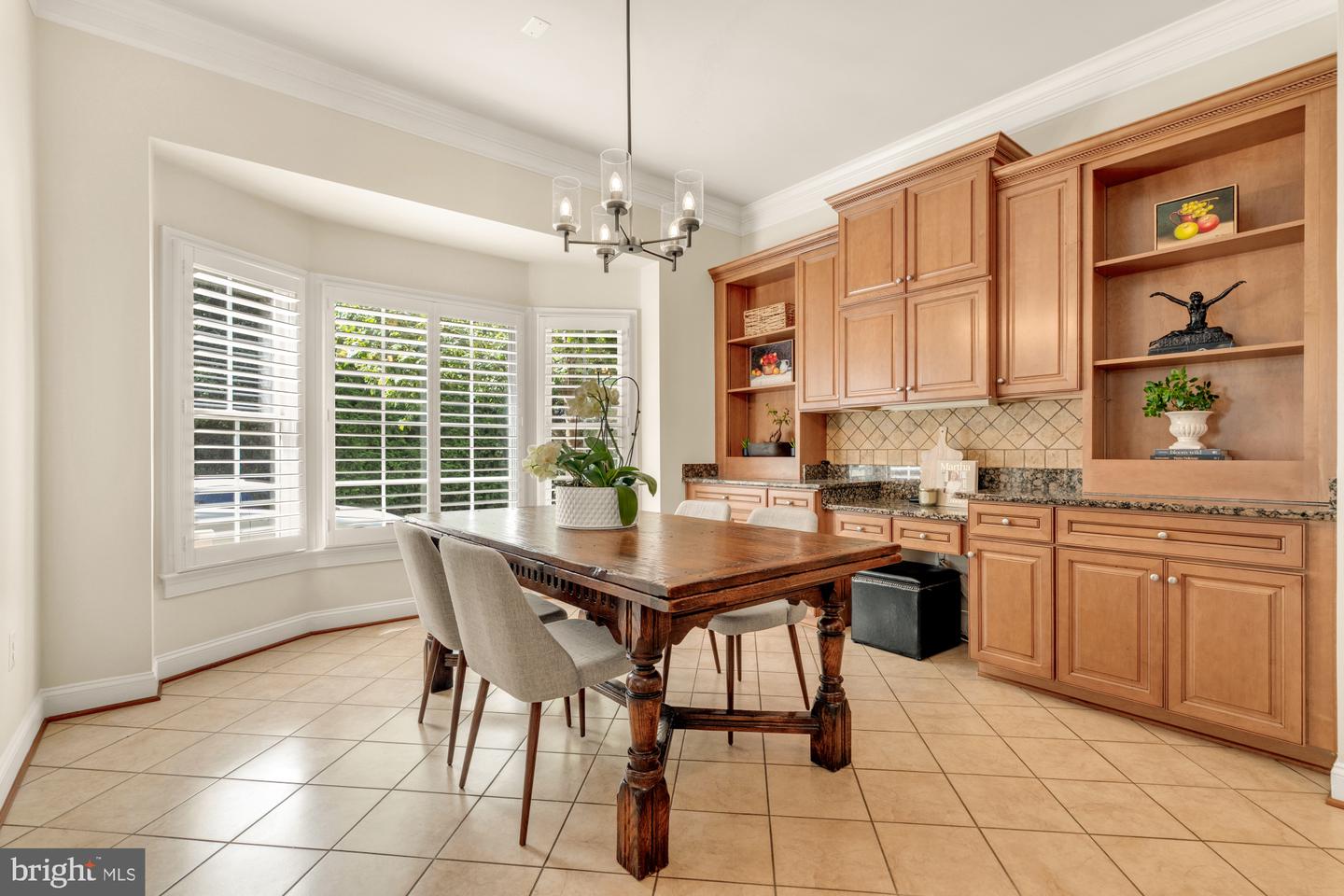 6238 LINWAY TER, MCLEAN, Virginia 22101, 6 Bedrooms Bedrooms, ,6 BathroomsBathrooms,Residential,For sale,6238 LINWAY TER,VAFX2294092 MLS # VAFX2294092